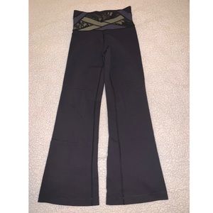 Lululemon groove pants